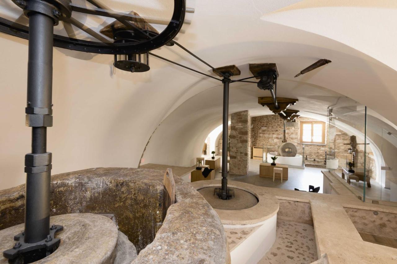 Antico Borgo Molino 7Cento Vicino Ai Giardini Di Ninfa 호텔 Cori 외부 사진