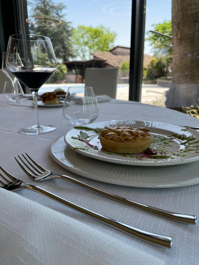 Antico Borgo Molino 7Cento Vicino Ai Giardini Di Ninfa 호텔 Cori 외부 사진