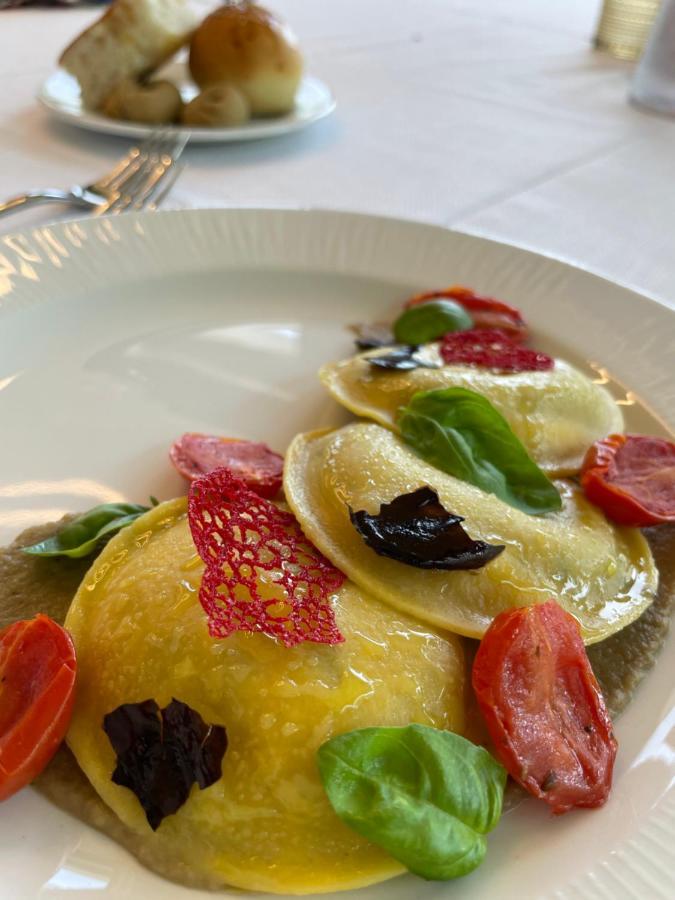 Antico Borgo Molino 7Cento Vicino Ai Giardini Di Ninfa 호텔 Cori 외부 사진