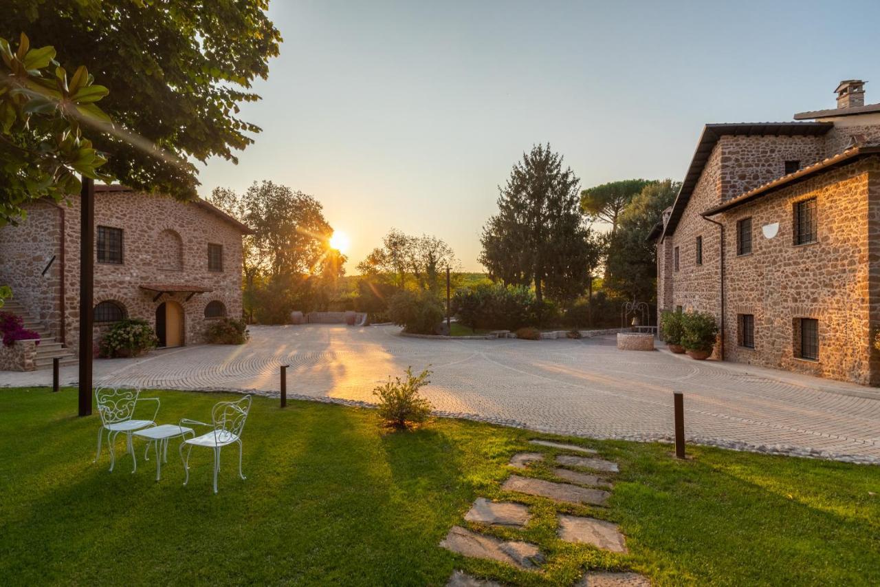 Antico Borgo Molino 7Cento Vicino Ai Giardini Di Ninfa 호텔 Cori 외부 사진