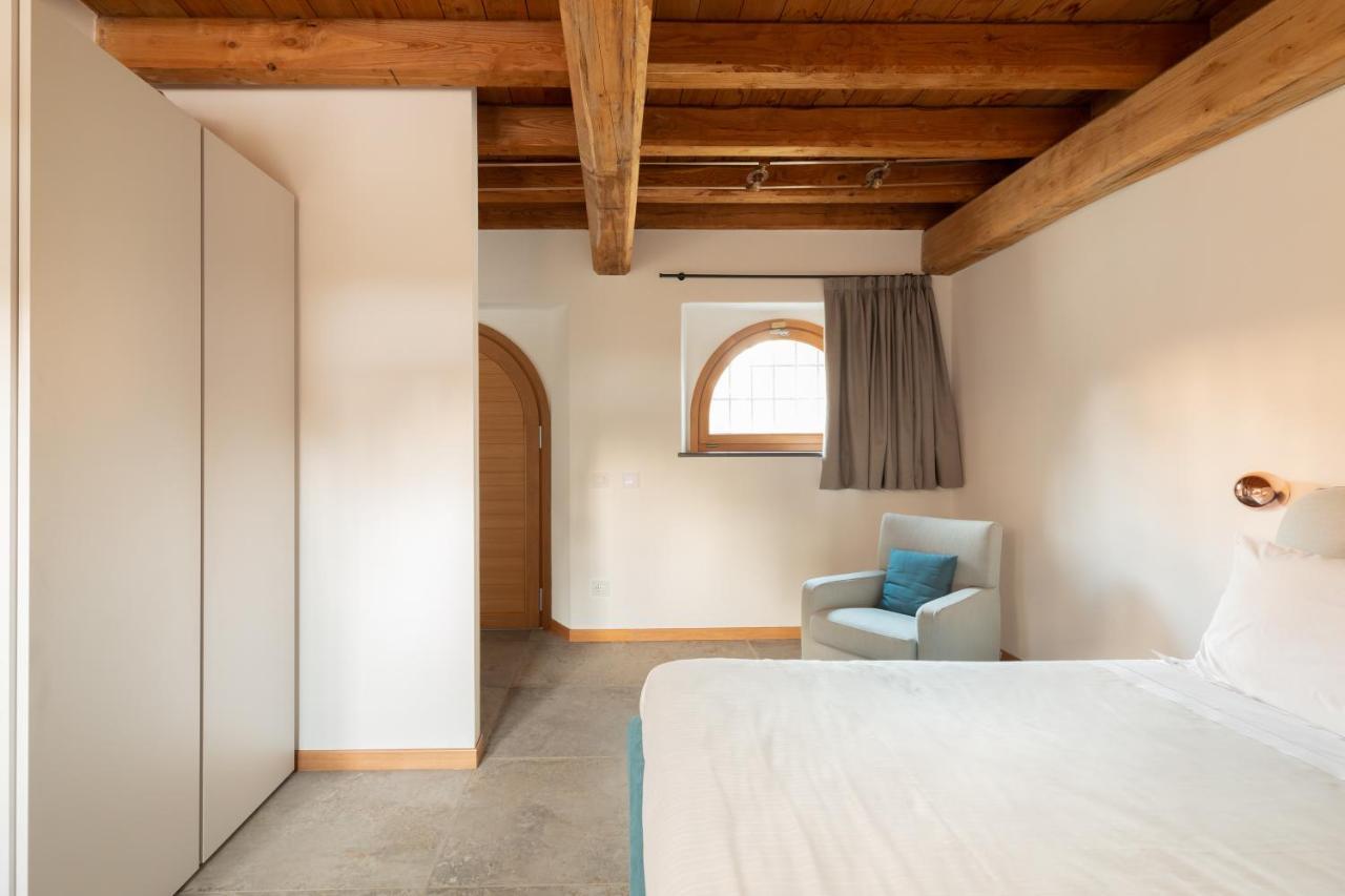 Antico Borgo Molino 7Cento Vicino Ai Giardini Di Ninfa 호텔 Cori 외부 사진